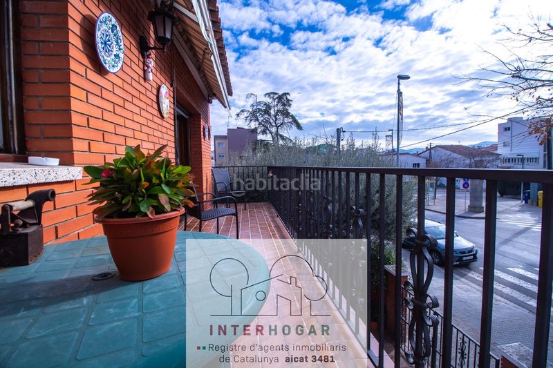 Foto fb91bd4c-0342-4379-99d5-6779de7c56ee. Casa  sola a cuatro vientos en Serraparera zona centro cívico en Cerdanyola del Vallès