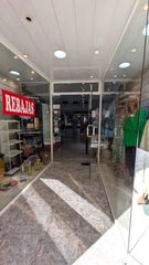 Lloguer Local Comercial a Centre-Cordelles. Local en alquiler en san martín