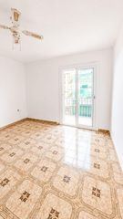 Pis a Centre-Cordelles. Oportunidad en sant ram�n! piso de 3 habitaciones con balc�n y e