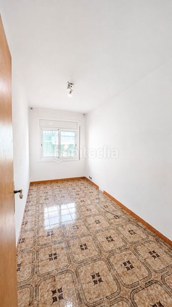Foto 8f395e5a-f107-42f8-abc7-b041fef84065. Piso oportunidad en sant ramón! piso de 3 habitaciones con balcón y excelente precio en Cerdanyola del Vallès