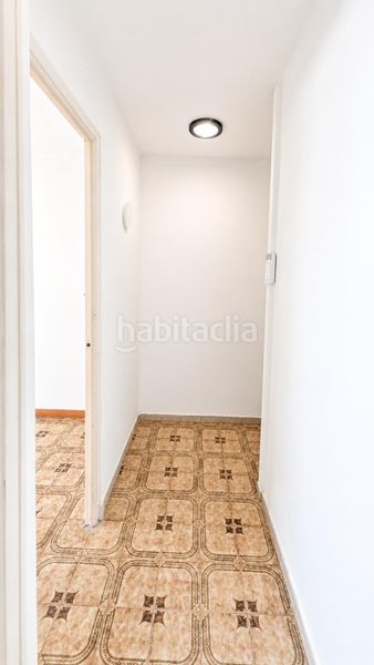 Foto a93be515-36f4-4b40-887d-8652a6f8636b. Piso oportunidad en sant ramón! piso de 3 habitaciones con balcón y excelente precio en Cerdanyola del Vallès
