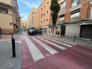 Local Comercial a Can Vidalet. Tienda en venta en esplugues de llobregat