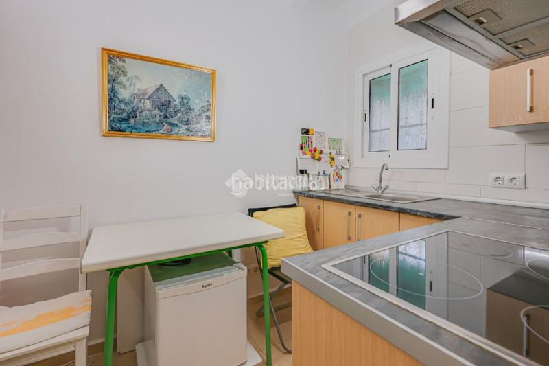 Foto 9af981e5-e6ec-4af4-a5b2-1d6e38986ce4. Estudi a Can Vidalet Esplugues de Llobregat