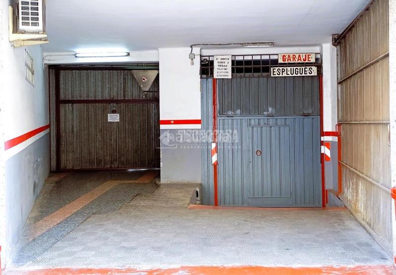 Foto 054fdae4-a421-46cb-8964-b078922ebed8. Aparcament cotxe a La Plana Esplugues de Llobregat