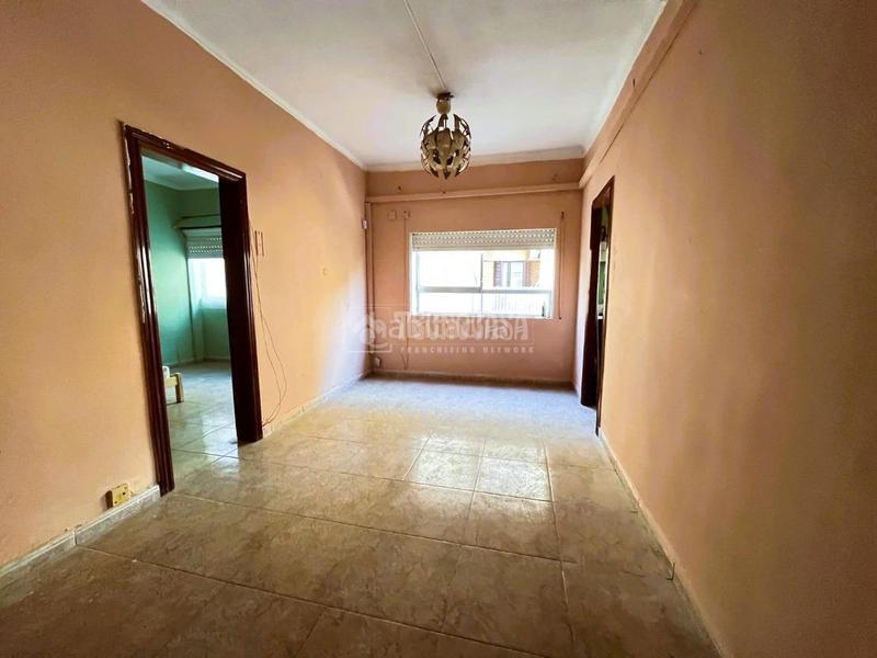 Foto 5035b222-e170-4a86-a97c-b6d2a5aaa7ed. Appartamento in La Torrassa Hospitalet de Llobregat (L´)