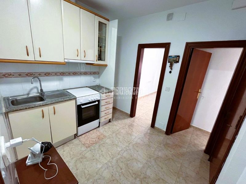 Foto 79e2d553-4967-45b1-a554-a195ebe0320f. Pis a Can Vidalet Esplugues de Llobregat