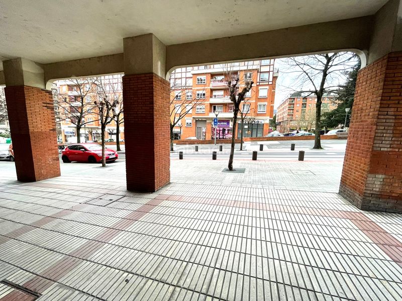 Foto b52eca37-76ef-49cb-9b23-ca8dc0503506. Local comercial a Txurdinaga Bilbao