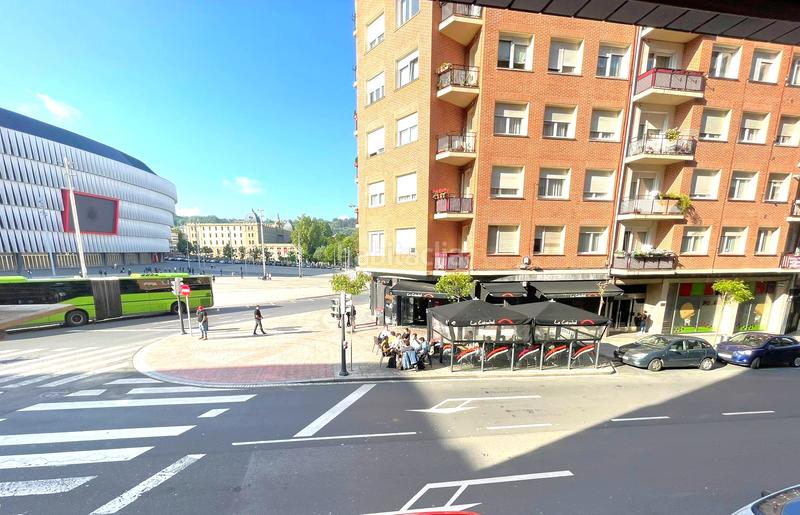 Foto cbc89d30-5352-4919-abe2-79a4a03df021. Lloguer local comercial a Sabino Arana-Jesuitas Bilbao