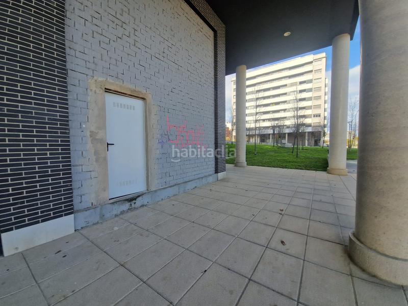 Foto 10c792ca-7e9a-4d7e-bb94-266f7158df19. Alquiler local comercial local amplio en alquiler con muchas posibilidades en Barakaldo