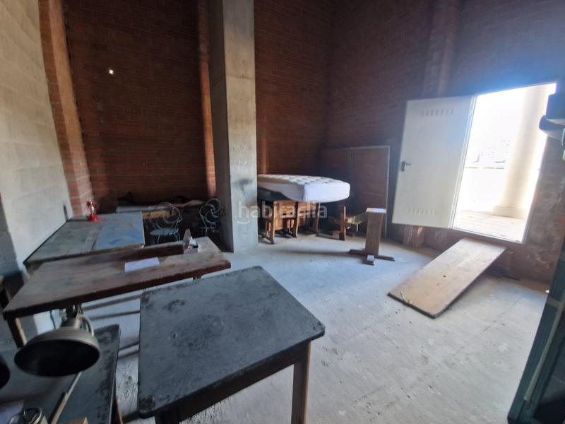 Foto b4d69571-2233-4f01-8669-032ec131c6c8. Alquiler local comercial local amplio en alquiler con muchas posibilidades en Barakaldo