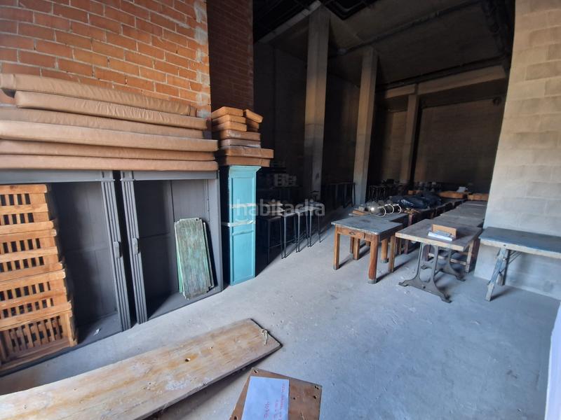 Foto ea1494d1-4c34-4aa6-ae2d-6f258346ce4d. Alquiler local comercial local amplio en alquiler con muchas posibilidades en Barakaldo