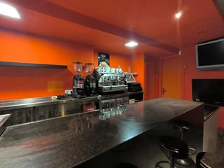 Local commercial  Artekale kalea