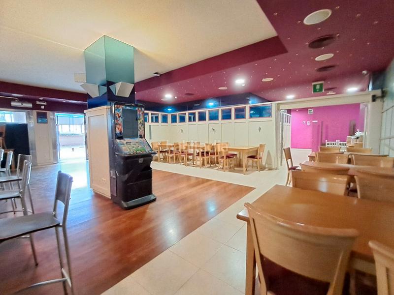 Foto 3a7f3cfb-c6a8-46f7-bee7-84a2bda7a260. Location local commercial dans Lutxana - Llano Barakaldo