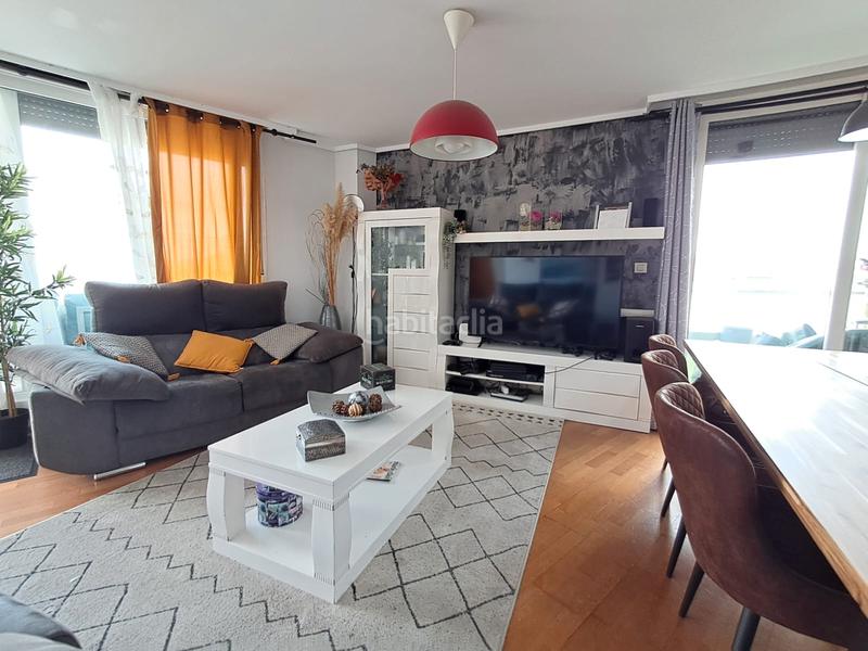 Foto 149e9fae-508e-4a62-8e80-e0f5db6bb72e. Piso inmobiliaria bizkaia les presenta: ¡en exclusiva! en Barakaldo