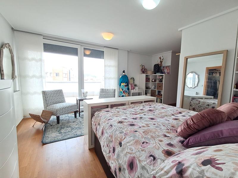 Foto ca1b0768-d607-49ac-b841-5870e4b1c2b1. Piso inmobiliaria bizkaia les presenta: ¡en exclusiva! en Barakaldo