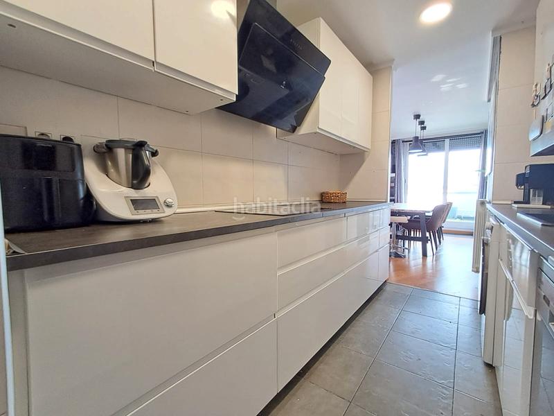 Foto cee54e95-22a7-45bf-9640-2f44cb7ef842. Piso inmobiliaria bizkaia les presenta: ¡en exclusiva! en Barakaldo