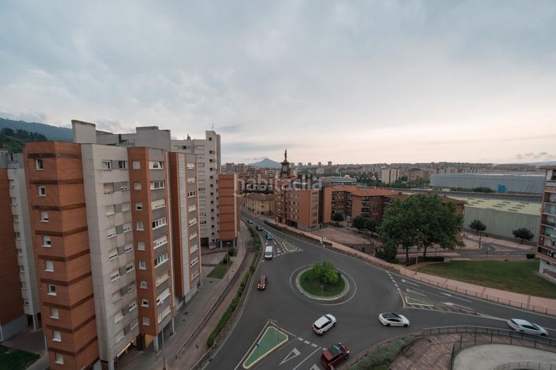 Foto da086277-e0d8-41e4-8d0a-801b4d85b453. Piso inmobiliaria bizkaia les presenta: ¡en exclusiva! en Barakaldo