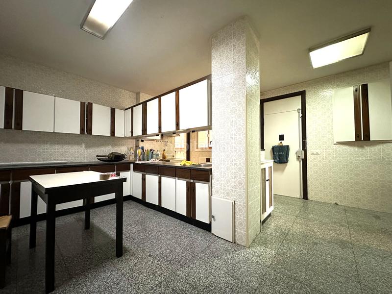 Foto 850e3f50-e5af-421d-ba1f-3e39e310d35a. Appartamento con riscaldamento parcheggio in Sabino Arana-Jesuitas Bilbao