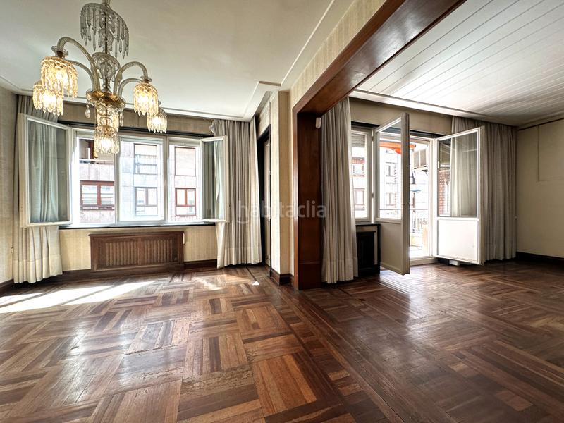 Foto dd421648-269f-4a47-9ca5-51298e7ece1e. Appartamento con riscaldamento parcheggio in Sabino Arana-Jesuitas Bilbao