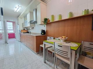 Appartement  San bartolomé kalea. ¡en exclusiva! ¡piso en las torres con garaje y trastero directo