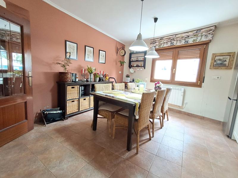 Foto 78364226-7746-4828-a70d-cd72ed5eebff. Piso ¡solo para inversores! en Lasesarre Barakaldo