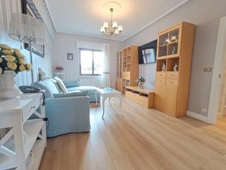 Piso  Calle juntas generales. ¡estupendo piso todo exterior y amueblado para entrar a vivir! t