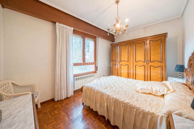 Foto 636f0690-94bd-4f21-af10-616d82c7ccc5. Pis amb calefacció aparcament a Villamonte Getxo