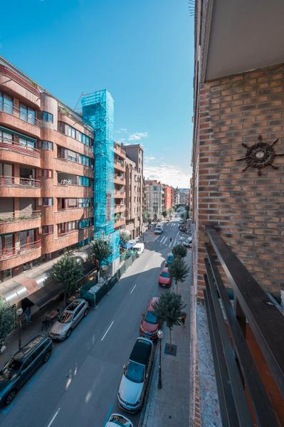 Foto 11c64119-d7b3-4fd7-9ccb-d22bac9a802d. Pis amb calefacció aparcament a Ensanche - Moyua - Diputación Bilbao