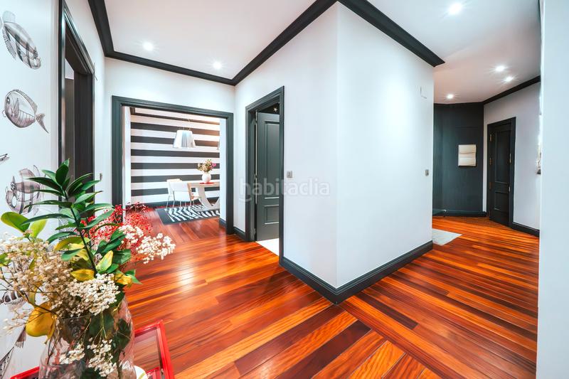 Foto 22ebc40d-3f54-40b9-936f-6f31e97b5cbc. Piso ¡preciosa vivienda totalmente exterior en abando! en Bilbao