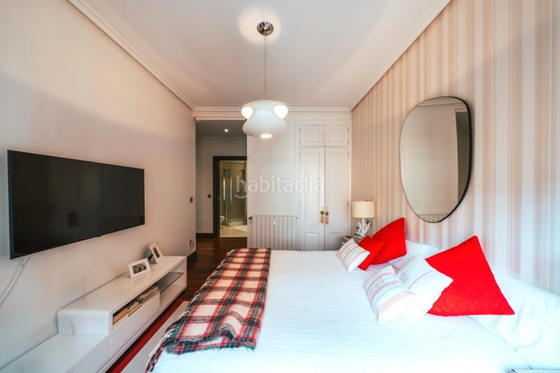 Foto 78875120-3f38-4ba1-98b5-2a54bb34634c. Piso ¡preciosa vivienda totalmente exterior en abando! en Bilbao
