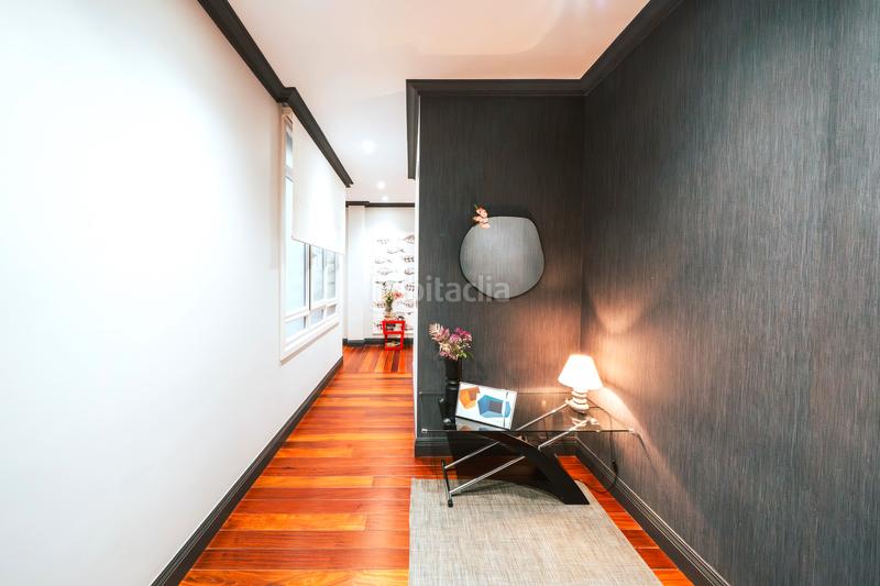 Foto 7f066e8a-beda-47ea-8de0-9939b1f85897. Piso ¡preciosa vivienda totalmente exterior en abando! en Bilbao