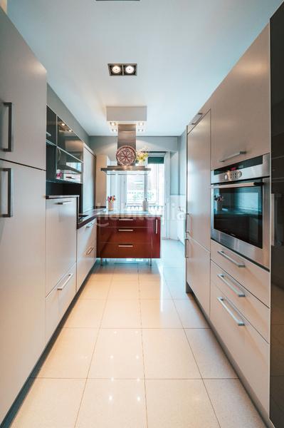 Foto c2d4cd3e-074b-48b8-b4ce-8b8a4ffefb28. Piso ¡preciosa vivienda totalmente exterior en abando! en Bilbao