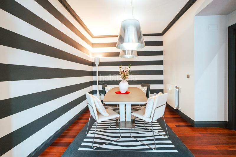 Foto cc740dc6-1414-4e10-8404-9a657d055c86. Piso ¡preciosa vivienda totalmente exterior en abando! en Bilbao