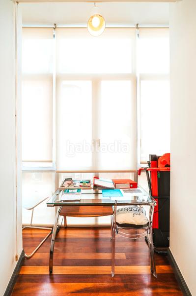 Foto ed07d4e6-7ea0-47df-9fab-3045fcb71359. Piso ¡preciosa vivienda totalmente exterior en abando! en Bilbao