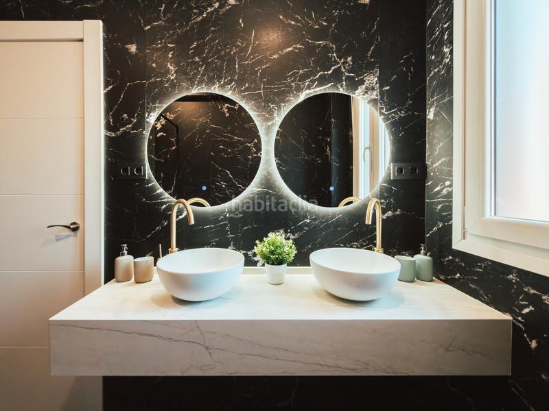 Foto a5e230f2-430f-40bc-bd97-6a0ee3bc46e7. Pis amb calefacció a Ensanche - Moyua - Diputación Bilbao