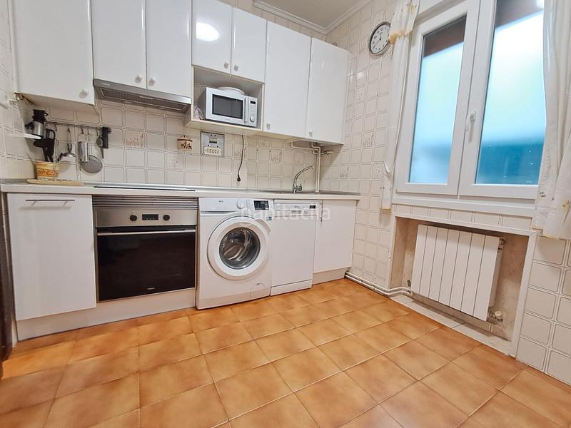 Foto 123ad377-01ab-49bd-8a69-547f8893d5c2. Flat with heating in Bagatza - S. Vicente Barakaldo