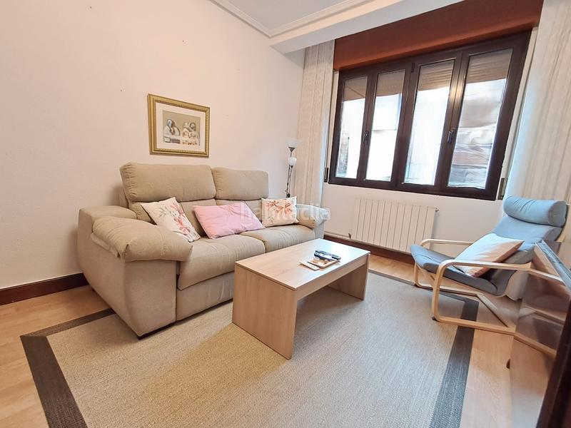 Foto 2cbbc9a7-b0ed-4837-81e2-ce754a922c8c. Flat with heating in Bagatza - S. Vicente Barakaldo