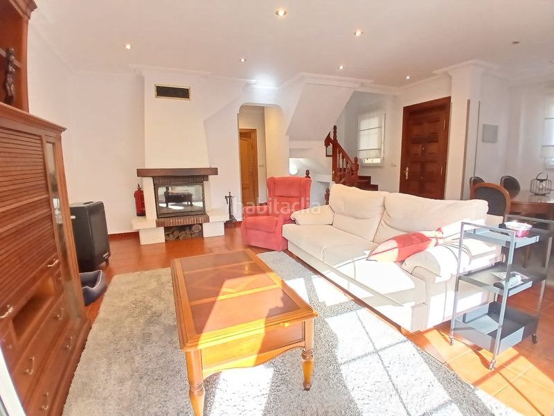 Foto 59207827-c176-4983-b44a-9956aa148b67. Casa amb xemeneia calefacció aparcament a Otañes-Talledo Castro - Urdiales