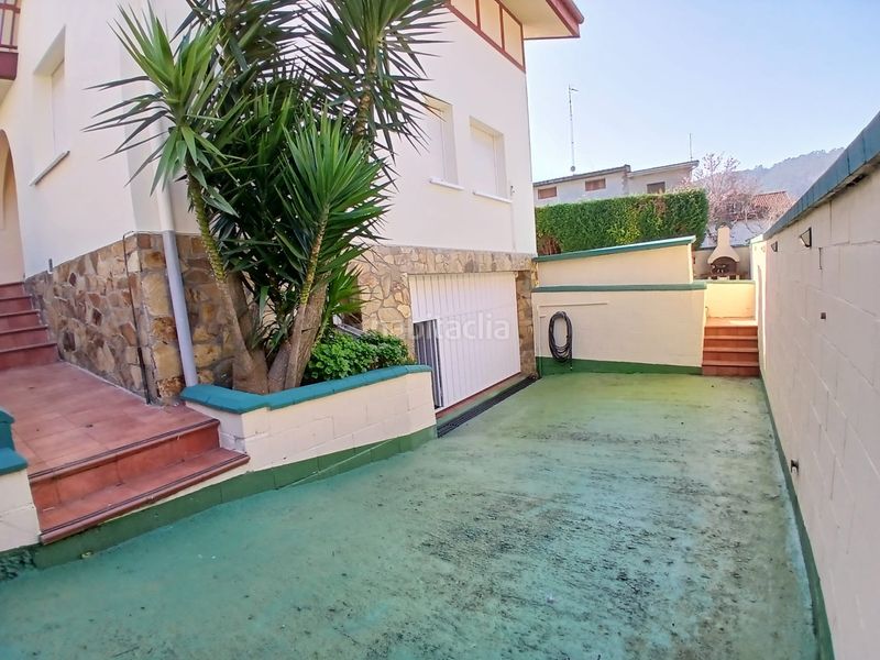 Foto db09a665-aeb8-4f20-b937-fa8e99a1d8d0. Casa amb xemeneia calefacció aparcament a Otañes-Talledo Castro - Urdiales