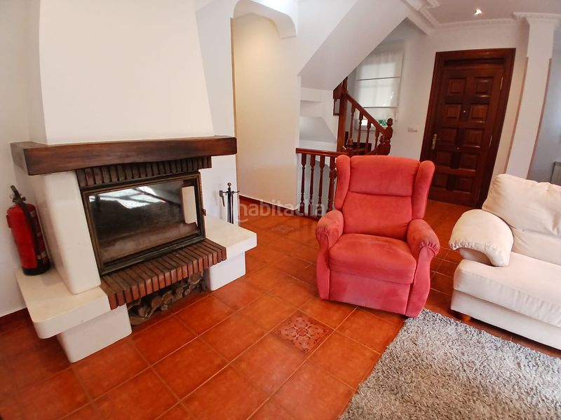 Foto e5e6fe58-5d45-4cec-b885-f294ce96fc4d. Casa amb xemeneia calefacció aparcament a Otañes-Talledo Castro - Urdiales