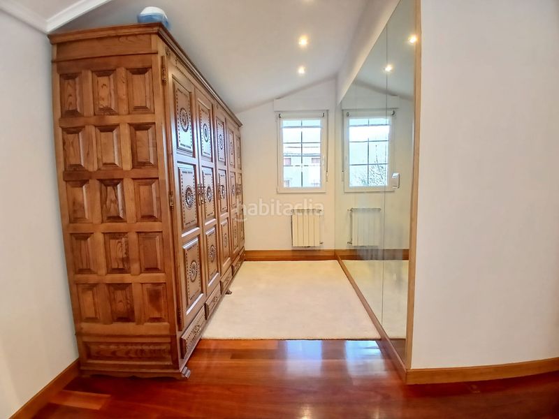 Foto fe630111-7493-4c18-abc5-4c37565ac044. Casa amb xemeneia calefacció aparcament a Otañes-Talledo Castro - Urdiales