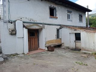 Etagenwohnung in Muskiz. Planta baja para reforma integral