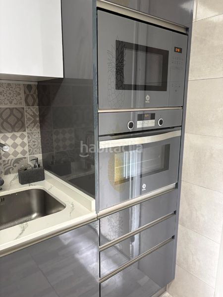 Foto 4868727a-0099-4122-9ba3-3a792add9428. Piso en los hoyos bidea 4 inmobiliaria bizkaia les presenta: ¡piso exterior totalmente reformado junto al metro de Kabiezes! en Santurtzi