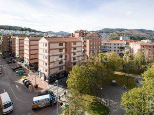 Foto 23cf9cb3-bc59-432f-9dee-e7723e5acb99. Pis a Cruces Barakaldo