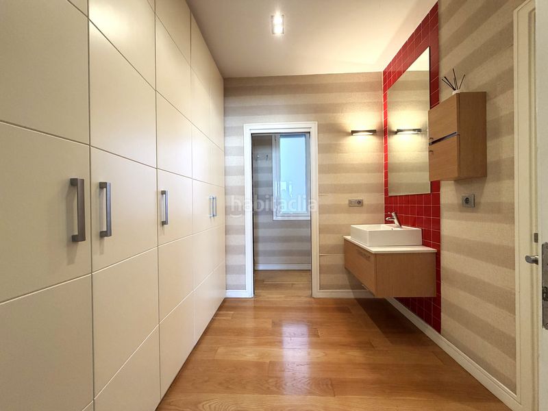 Foto 013f9fb6-295f-4148-beb7-2ca2608c941b. Pis amb calefacció a Sabino Arana-Jesuitas Bilbao