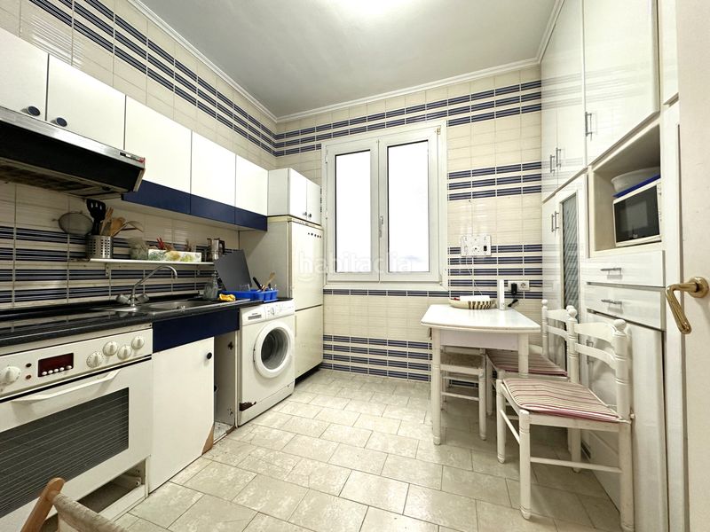 Foto d3db445f-0ec7-4836-9318-35ec0c4260fc. Pis amb calefacció a Zona Indautxu Bilbao