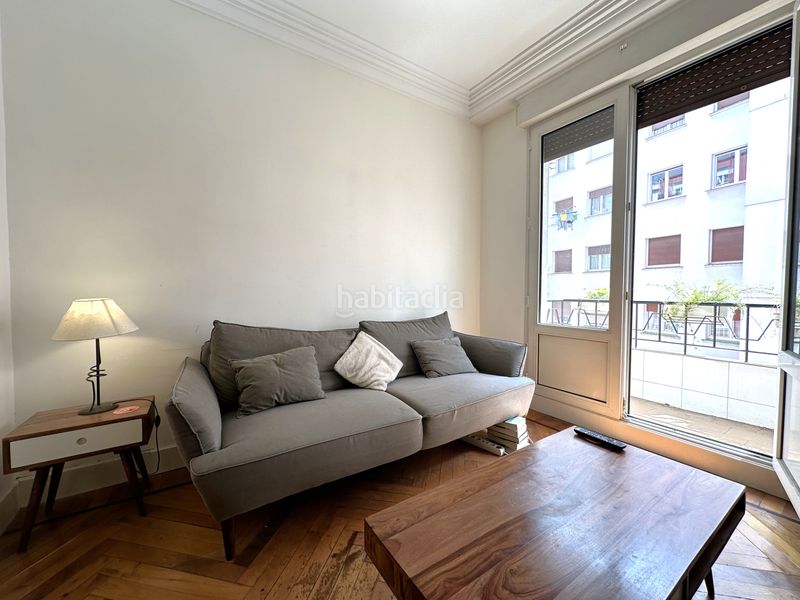 Foto f51a0bbe-9eae-4408-814a-f2955c6bd7a5. Pis amb calefacció a Zona Indautxu Bilbao