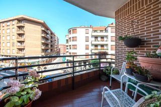 Flat  Uribarri kalea. ¡amplia vivienda familiar con garaje doble opcional en uribarri!