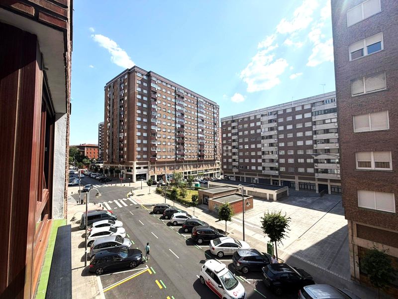 Foto e95557c1-db2c-4c27-950e-4e0ba78598fc. Pis amb calefacció a San Ignacio-Elorrieta Bilbao