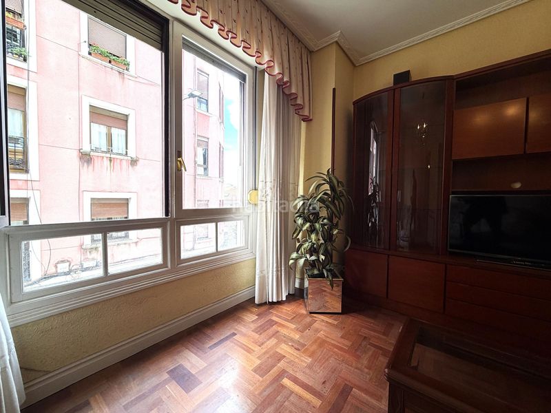 Foto e77dfef5-2344-4d23-949c-5764cc823751. Piso zabalbide en Solokoetxe Bilbao